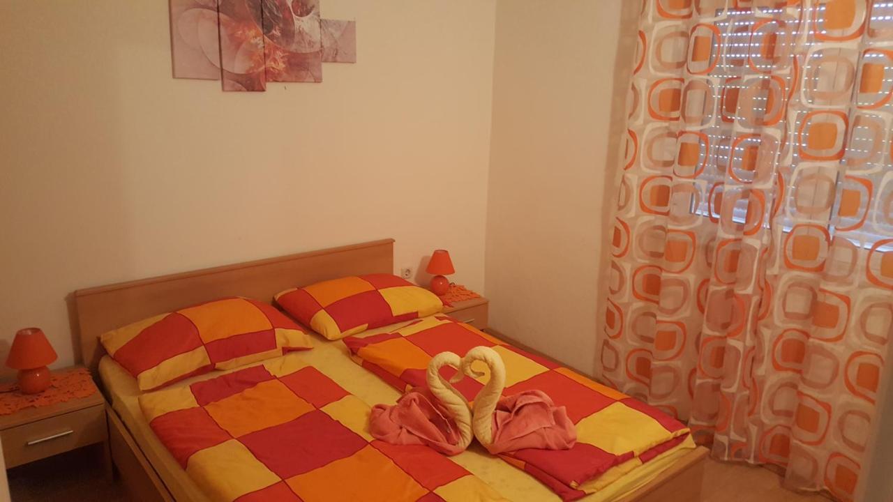 Apartments Jannine Biograd Na Moru Exterior photo