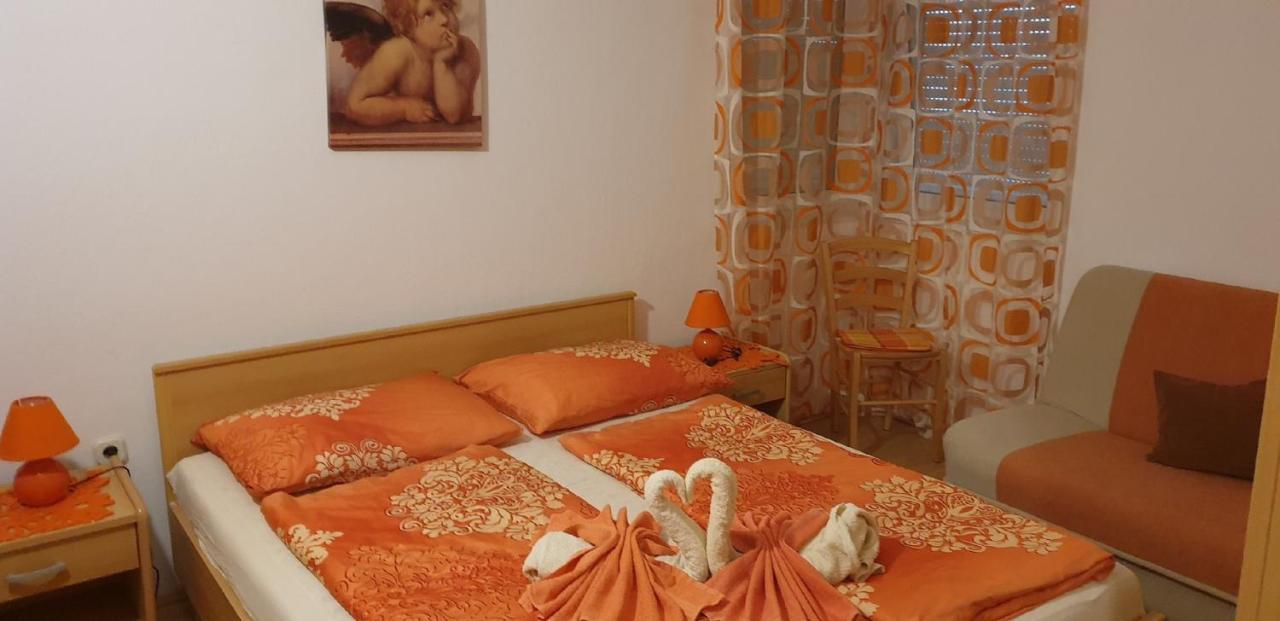 Apartments Jannine Biograd Na Moru Exterior photo
